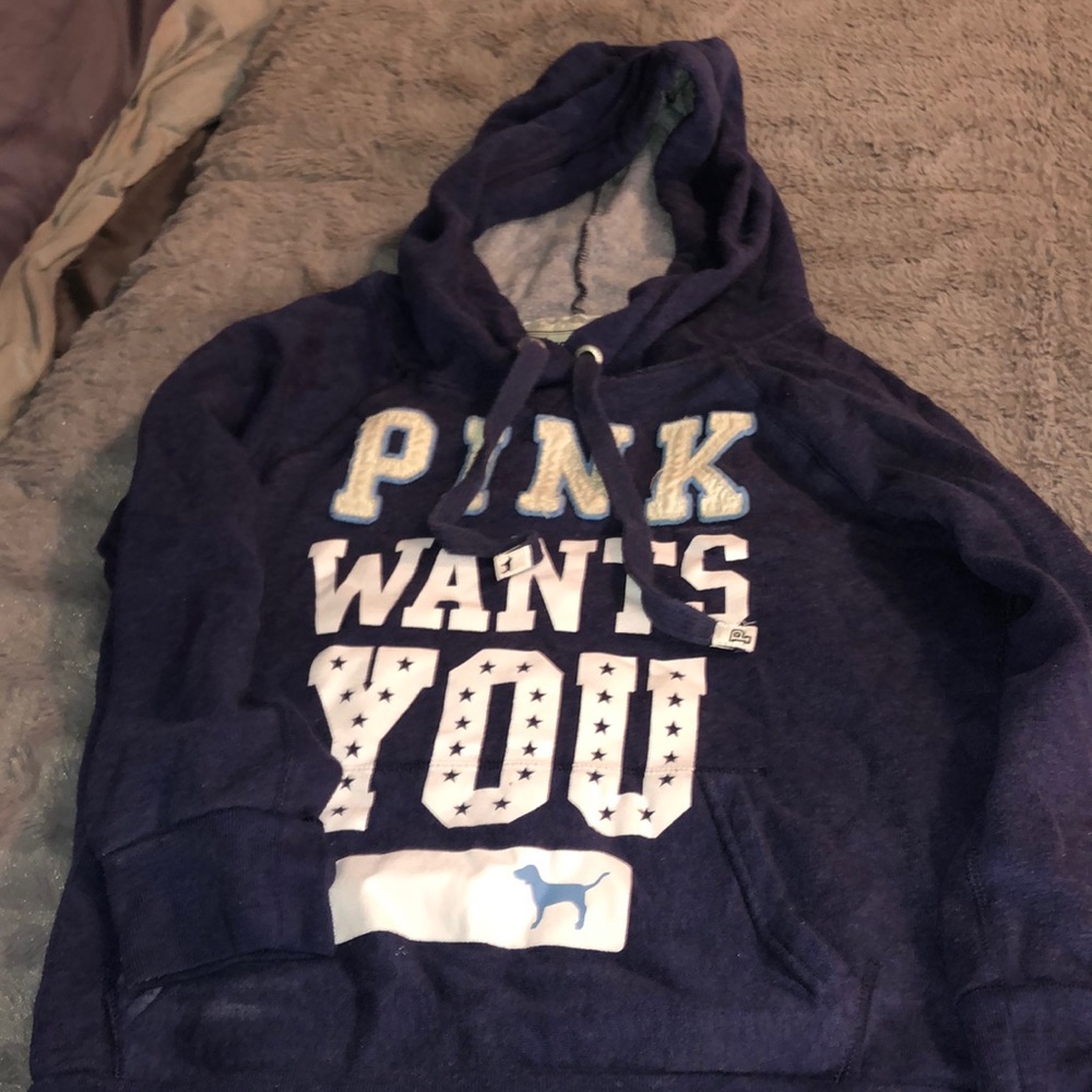VS Pink
